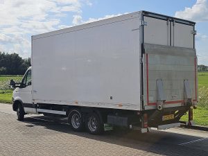 Strona kierowcy z tyłu — Iveco DAILY 40C15 koelwagen EURO6 z 2013 roku