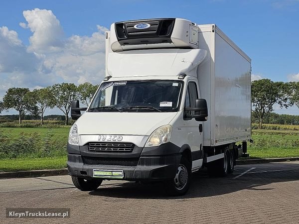 Iveco DAILY 40C15 koelwagen EURO6 z 2013 roku, chłodnia z zagranicy — przód pojazdu