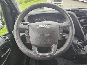 Wyposażenie specjalne wnętrza, ujęcie 2 — Iveco DAILY 40C18 ac automaat EURO6 z 2017 roku