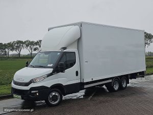 Strona kierowcy z przodu — Iveco DAILY 40C18 ac automaat EURO6 z 2017 roku