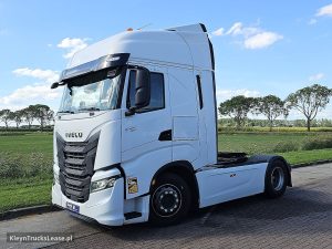 Strona kierowcy z przodu — Iveco S-WAY AS440S48 z 2021 roku