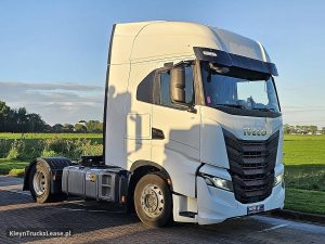Strona pasażera z przodu — Iveco S-WAY AS440S49 z 2022 roku