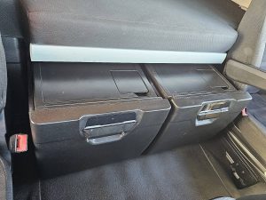 Wyposażenie specjalne wnętrza — Iveco S-WAY AS440S49 z 2022 roku