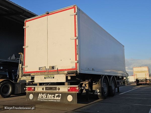 Kramer K+G TEC ZERBST ZFG 18 z 2015 roku, kontener z zagranicy — przód pojazdu