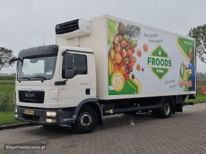 Strona kierowcy z przodu — MAN 12.220 TGL Koelwagen Carrier z 2014 roku