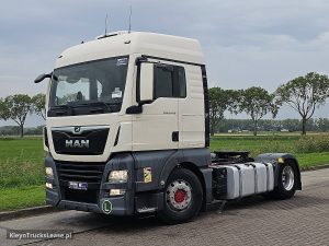 Strona kierowcy z przodu — MAN 18.430 TGX z 2020 roku