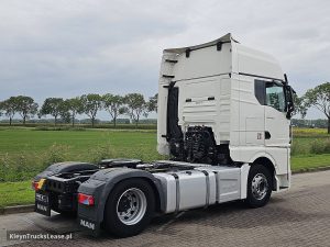 Strona pasażera z tyłu — MAN 18.520 TGX z 2024 roku