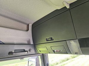 Wyposażenie specjalne wnętrza, ujęcie 2 — MAN 26.500 TGX 6x2/2 BLS z 2017 roku