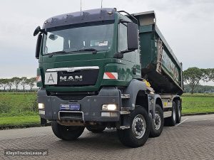 Przód pojazdu — MAN 35.400 TGS Schmitz Mulde 8x6 z 2015 roku