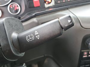 Wyposażenie specjalne wnętrza, ujęcie 5 — MAN 35.400 TGS Schmitz Mulde 8x6 z 2015 roku
