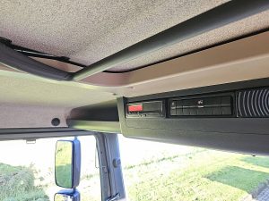 Wyposażenie specjalne wnętrza — MAN 8.220 TGL PTO AIRCO WB305 z 2018 roku