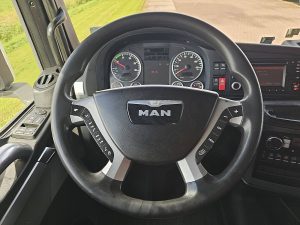 Wyposażenie specjalne wnętrza, ujęcie 3 — MAN TGX 18.440 z 2016 roku