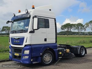Strona kierowcy z przodu — MAN TGX 18.440 z 2016 roku