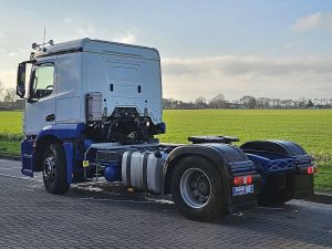 Strona kierowcy z tyłu — Mercedes-Benz ACTROS 1840 ADR EXIII  FL OX AT z 2016 roku