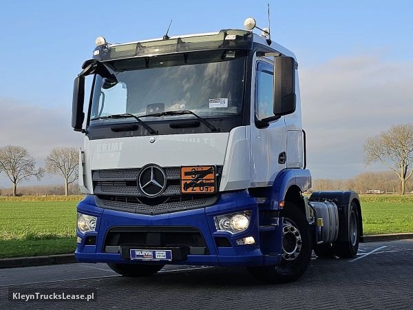 Mercedes-Benz ACTROS 1840 ADR EXIII  FL OX AT z 2016 roku, ciągnik siodłowy z zagranicy — przód pojazdu