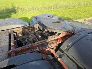 Wyposażenie specjalne — Mercedes-Benz ACTROS 2553 6x2*4 z 2020 roku