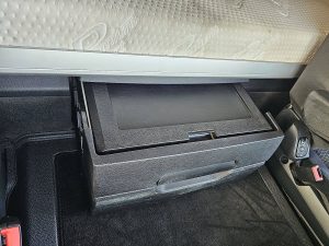Wyposażenie specjalne wnętrza — Mercedes-Benz ACTROS 2553 6x2*4 z 2020 roku