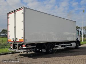 Strona pasażera z tyłu — Mercedes-Benz ANTOS 1830 z 2019 roku