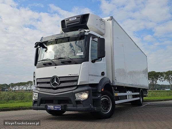 Mercedes-Benz ANTOS 1830 z 2019 roku, chłodnia z zagranicy — przód pojazdu