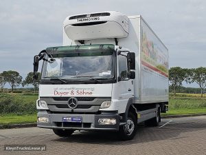 Przód pojazdu — Mercedes-Benz ATEGO 1222 MANUAL AIRCO TK z 2011 roku