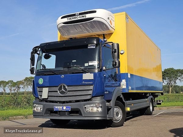 Mercedes-Benz ATEGO 1223 FRC 12-28 LIFT A/C z 2023 roku, chłodnia z zagranicy — przód pojazdu