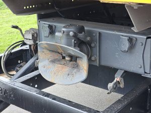 Hak holowniczy — Mercedes-Benz ATEGO 1224 Airco 6cyll Laadklep z 2016 roku