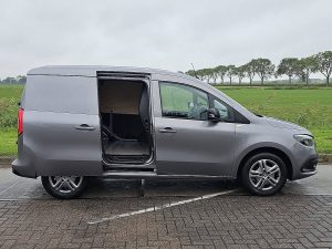 Drzwi boczne przestrzeni ładunkowej — Mercedes-Benz CITAN 110 CDI L1 Mbux PRO 95Pk! z 2022 roku