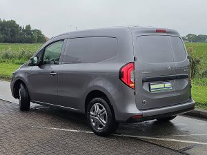 Strona kierowcy z tyłu — Mercedes-Benz CITAN 110 CDI L1 Mbux PRO 95Pk! z 2022 roku