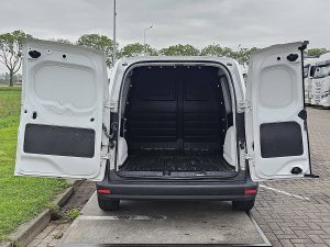 Przestrzeń ładunkowa — Mercedes-Benz CITAN 110 CDI Long Airco Mbux Eur6 z 2024 roku