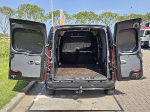 Przestrzeń ładunkowa — Mercedes-Benz CITAN 110 CDI Maxi L3 2xZijdeur AC z 2017 roku