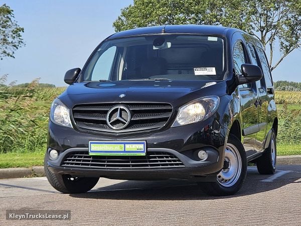 Mercedes-Benz CITAN 110 CDI Maxi L3 2xZijdeur AC z 2017 roku, kompaktowy dostawczak z zagranicy — przód pojazdu