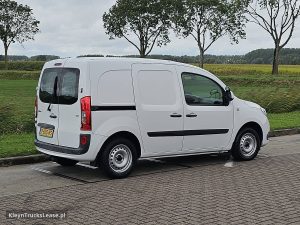 Strona pasażera z tyłu — Mercedes-Benz CITAN 112 benzine ac z 2018 roku