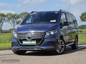 Przód pojazdu — Mercedes-Benz EQV 300 wltp 364 kms z 2024 roku