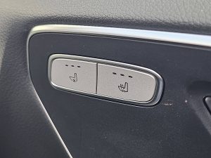 Wyposażenie specjalne wnętrza, ujęcie 6 — Mercedes-Benz EQV 300 wltp 364 kms z 2024 roku