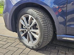 Felga aluminiowa — Mercedes-Benz EQV 300 wltp 364 kms z 2024 roku