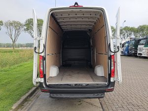 Przestrzeń ładunkowa — Mercedes-Benz ESPRINTER L3H2 81 kWh AC/DC z 2025 roku
