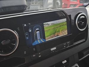 Systemy bezpieczeństwa — Mercedes-Benz ESPRINTER L3H2 81 kWh AC/DC z 2025 roku