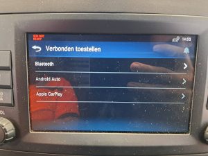 Ekran z Apple CarPlay — Mercedes-Benz EVITO 66Kwh Wltp 292 kms z 2022 roku