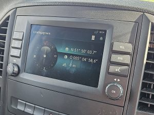 Wyposażenie specjalne wnętrza — Mercedes-Benz EVITO 66Kwh Wltp 292 kms z 2022 roku