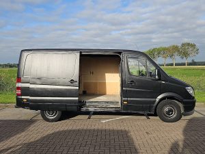 Drzwi boczne przestrzeni ładunkowej — Mercedes-Benz SPRINTER z 2009 roku