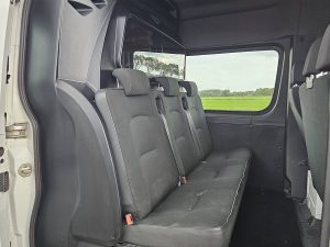 Rzędy siedzeń i ścianka działowa — Mercedes-Benz SPRINTER 311 L2H2 Dubbele Cabine! z 2020 roku