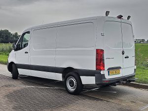 Strona kierowcy z tyłu — Mercedes-Benz SPRINTER 314 L2H1 RWD Trekhaak z 2018 roku