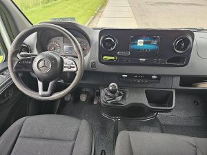 Deska rozdzielcza i stanowisko kierowcy — Mercedes-Benz SPRINTER 314 L2H1 RWD Trekhaak z 2018 roku