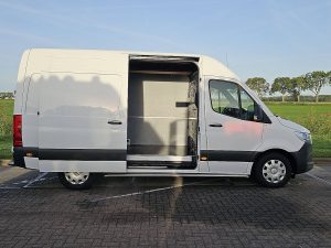 Drzwi boczne przestrzeni ładunkowej — Mercedes-Benz SPRINTER 314 L2H2 Automaat 3.5t z 2019 roku