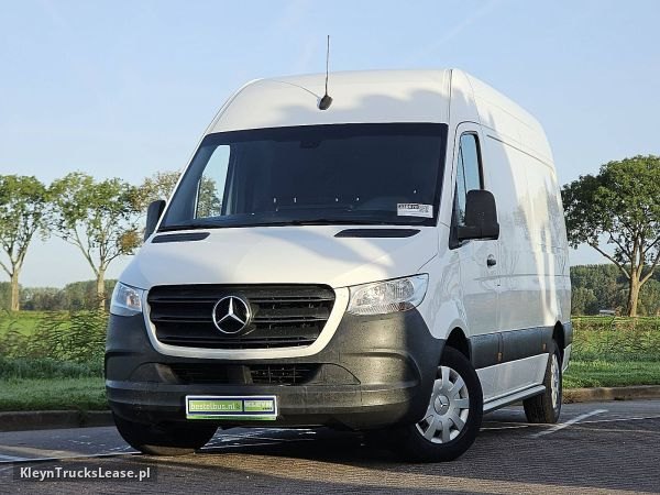 Mercedes-Benz SPRINTER 314 L2H2 Automaat 3.5t z 2019 roku, blaszak z zagranicy — przód pojazdu