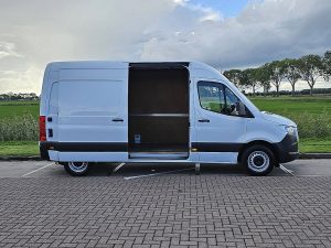 Drzwi boczne przestrzeni ładunkowej — Mercedes-Benz SPRINTER 315 ac aut laadklep EUR6 z 2023 roku