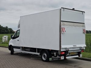 Strona kierowcy z tyłu — Mercedes-Benz SPRINTER 315 ac automaat EURO6 z 2021 roku