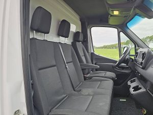 Wnętrze kabiny — Mercedes-Benz SPRINTER 315 ac automaat EURO6 z 2021 roku