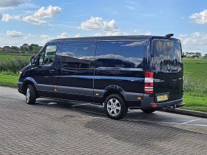 Strona kierowcy z tyłu — Mercedes-Benz SPRINTER 316 ac automaat dub cab z 2015 roku
