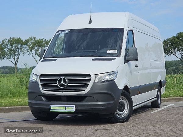 Mercedes-Benz SPRINTER 316 ac automaat EURO6 z 2019 roku, blaszak z zagranicy — przód pojazdu